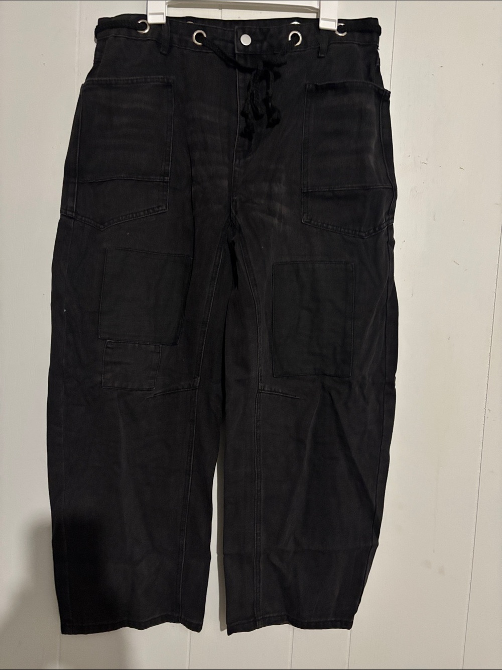 NWOT Relaxed Black Drawstring Barrel Boyfriend  patchwork Jeans - Picture 2 of 4